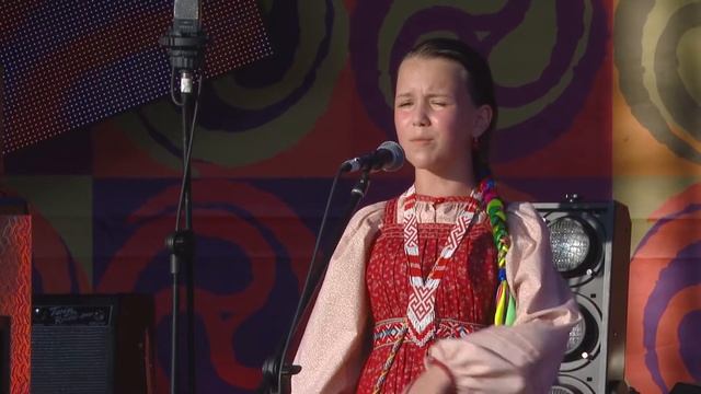 Арина Юнусова г Екатеринбург Cобирала ягодку смотреть онлайн