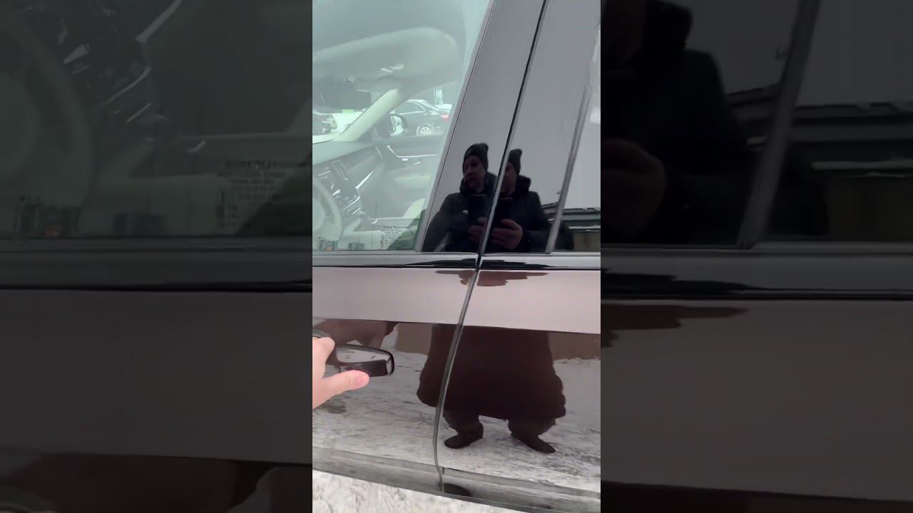 Volvo V90 Cross Country ₽естайлинг. Тёмный шоколад смотреть онлайн