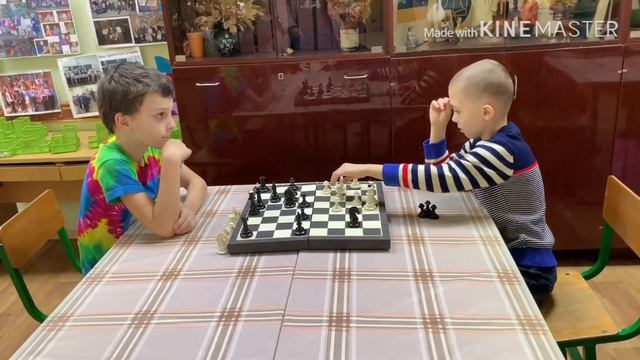 Школьный турнир по шахматам 🥉место смотреть онлайн