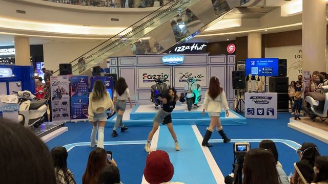 BLACKPINK Shut Down+Intro+Pink Venom+Dance Break_QUEEN BEES Dance Cover at CLASSY YAMAHA Competitio смотреть онлайн
