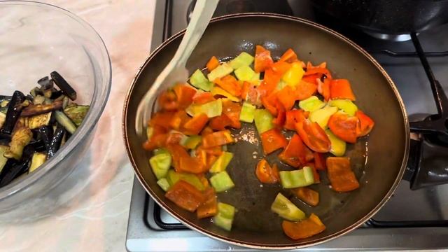 Սմբուկով համեղ աղցան, որը պատրաստվում է հաշված րոպեներում?