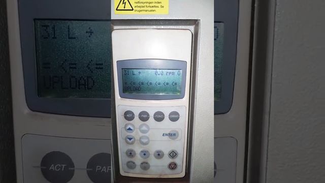 ABB ACS 800 VFD : FUNCTION - UPLOAD/DOWNLOAD STEPS