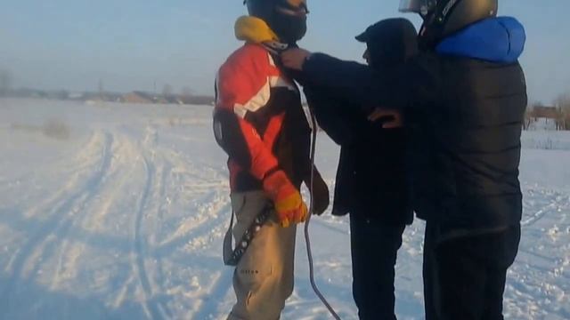 опасные покатушки на снегоходе рмк 700 со сноубордом. смотреть онлайн