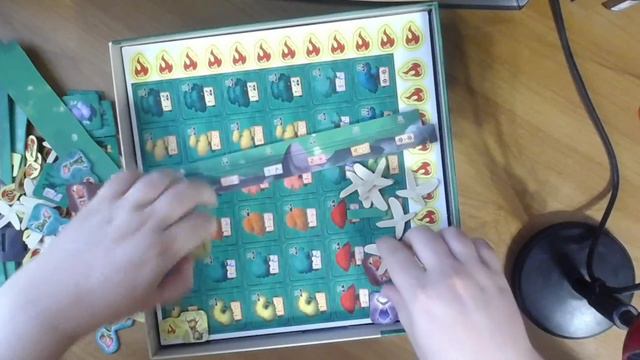 Распаковка настольной игры Живой лес от LAVKA GAMES смотреть онлайн