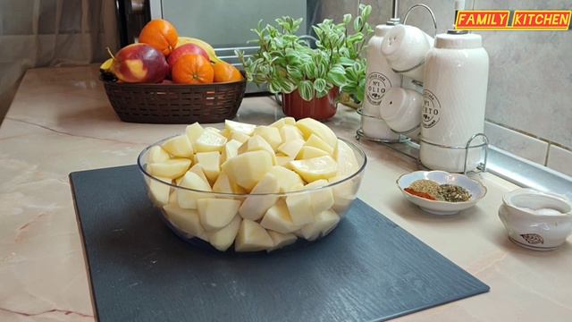 ВАМ ЭТО ПОНРАВИТСЯ! КУРИЦА С КАРТОШКОЙ В ДУХОВКЕ - ПРОСТО И ОЧЕНЬ ВКУСНО! смотреть онлайн