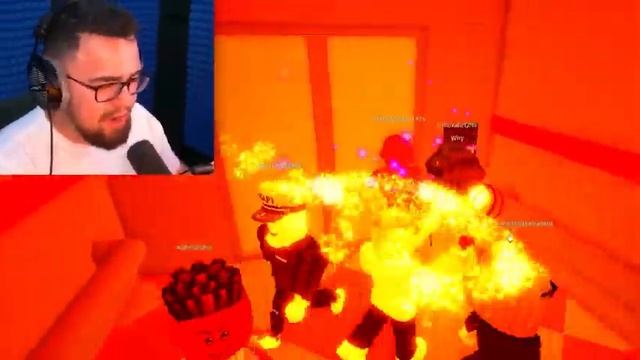 Exploring Roblox INSANE ELEVATOR But This Happened... смотреть онлайн