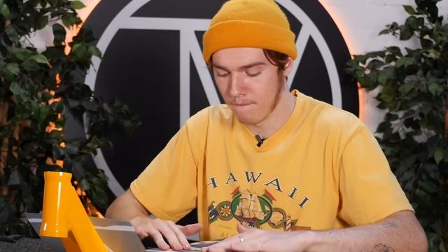 Custom Build #333 (ft. Wyatt Adler) | The Vault Pro Scooters смотреть онлайн