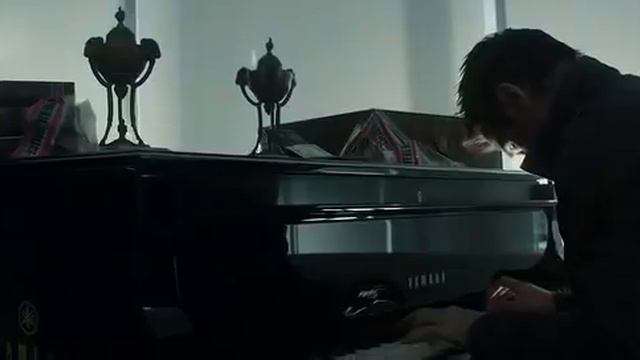 Total Recall 2012 - Collin Farrel's Piano Scene from the Director's Cut смотреть онлайн