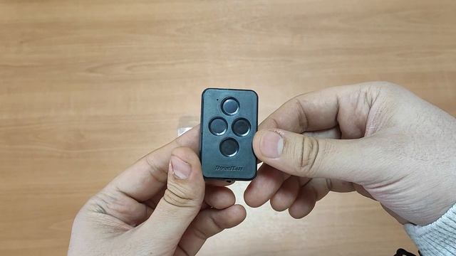 Пульт для ворот и шлагбаумов Doorhan transmitter 4 pro смотреть онлайн