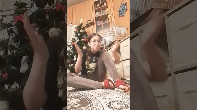 мне приходит смс там написано люблю 💗 Я забыл чей это номер🤦 смотреть онлайн