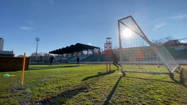 ? Full training...✅ Goal defense смотреть онлайн