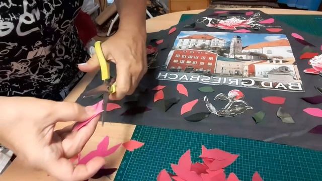 Бомбер с розами,пэчворк, видео из 2 частей,заготовка и гототовое изделие. смотреть онлайн