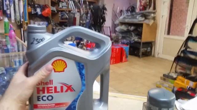 Есть разница Моторное масло Shell Helix ECO 5W-40 Синтетик против Shell Helix HX8 5W-40 API SN PLUS смотреть онлайн