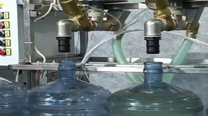 Линия розлива питьевой воды в 19 литровые бутыли — НПП Спецпромавтомат