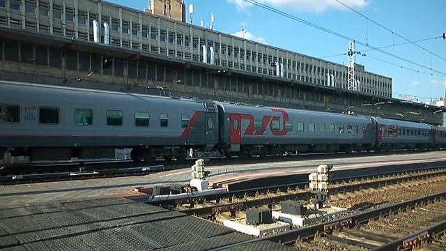 Электровоз ЧС2К-719 с поездом №109Й «Дневной Экспресс» Самара — Пенза смотреть онлайн