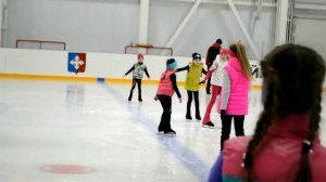 Собираюсь на тренировку по ФИГУРНОМУ КАТАНИЮ* Как тренируются фигуристы на льду