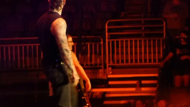 "Unholy Confessions & Fan Plays Lead Guitar" Avenged Sevenfold@Giant Center Hershey, PA 5/8/14 смотреть онлайн