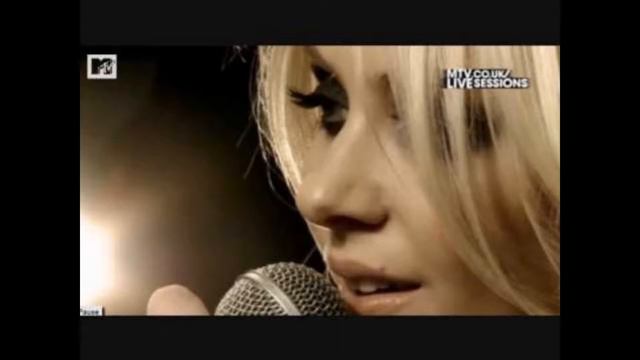 The Pretty Reckless - Zombie Cover смотреть онлайн