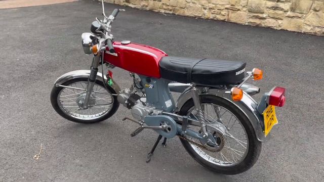 Honda SS50 Moped смотреть онлайн