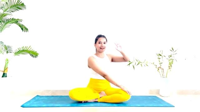 Quick 1-Minute Morning Yoga: 3 Effective Back Stretching Exercises with Banana Yoga! смотреть онлайн