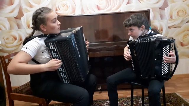 Иванова Анастасия (16 лет) и Настюшенко Татьяна (12 лет). Дуэт "Случайный вальс" смотреть онлайн