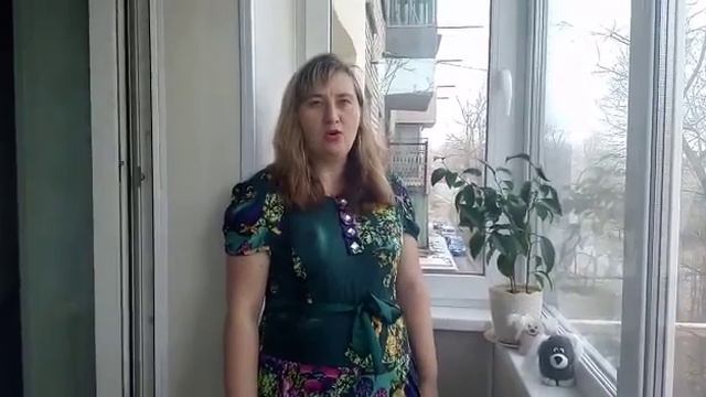 Юлия Шамлова читает стихи смотреть онлайн