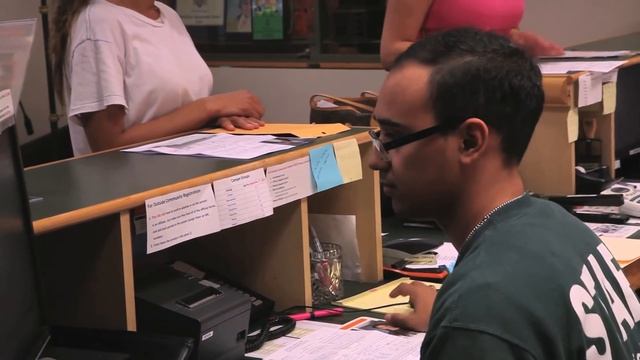 Herbert Wellness Center Office Assistant -- Administrative Suite смотреть онлайн
