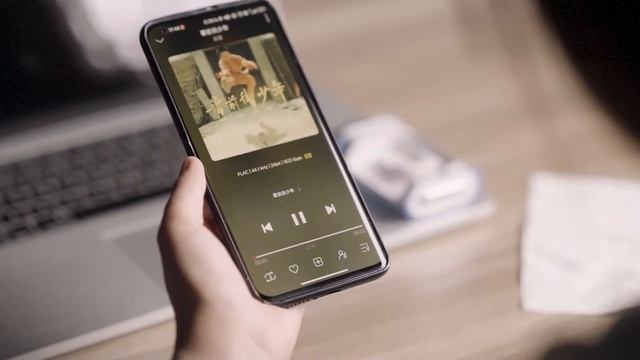 Enjoy music with JW1 while working and reading! смотреть онлайн