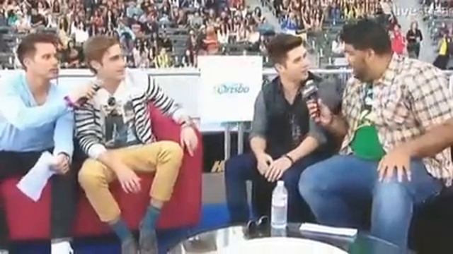 Kendall Schmidt and Logan Henderson at Wango Tango 2012 смотреть онлайн