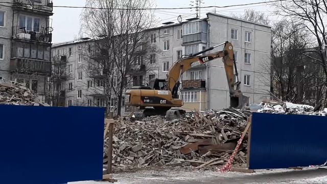 Гатчина: снос дома, Урицкого 21а смотреть онлайн