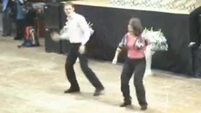 Долгожданное видео с буги - дебюта (кубок МСДК - 2008).flv смотреть онлайн