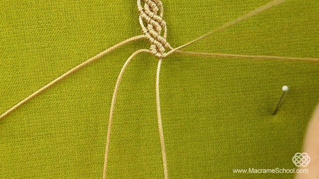 DIY Wavy Macrame Bracelets смотреть онлайн