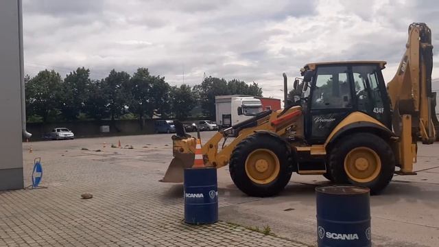 CAT 434F смотреть онлайн