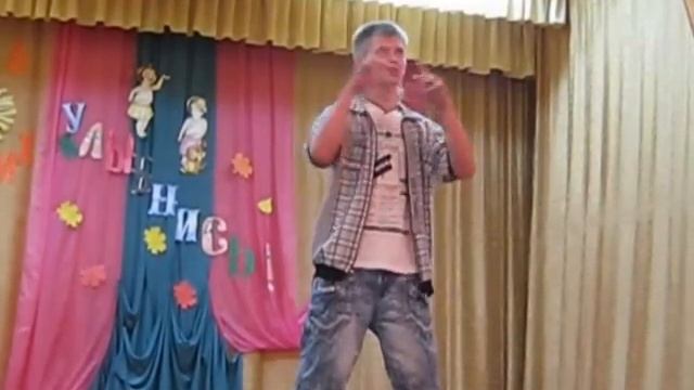 ЖЕСТОВАЯ ПЕСНЯ "ОБЕРНИСЬ".wmv смотреть онлайн