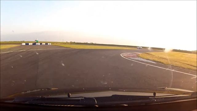 Renault Sport Track evening at Bedford 11/7/14 in my Clio 182 смотреть онлайн