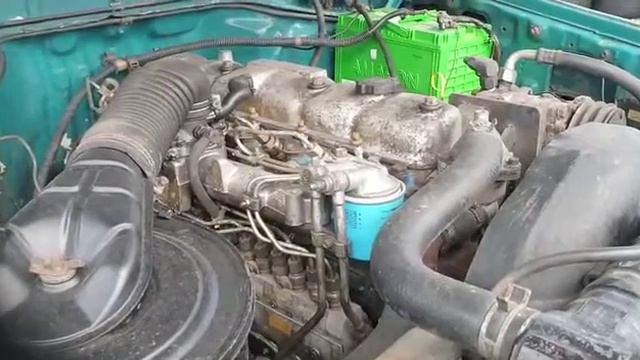 Toyota Land Cruiser 75 Engine смотреть онлайн
