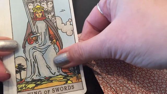 Tarot of AE Waite-Premium Edition-Close Up Review-First Published RWS Tarot Cards-Fav RWS Version! смотреть онлайн