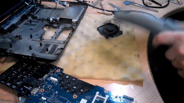 Разборка, чистка, ремонт кнопки включения Samsung R528
