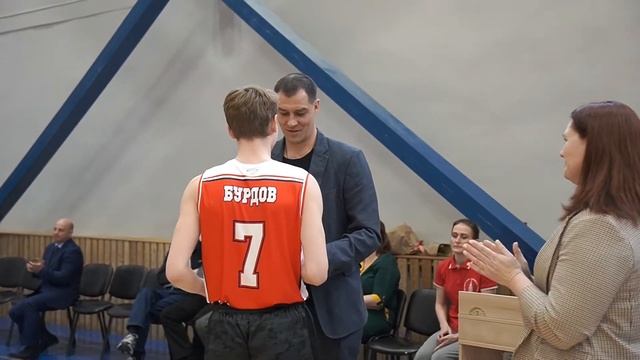 Баскетбол - Выпускной в СШОР "Красноярск" 2021 г. смотреть онлайн