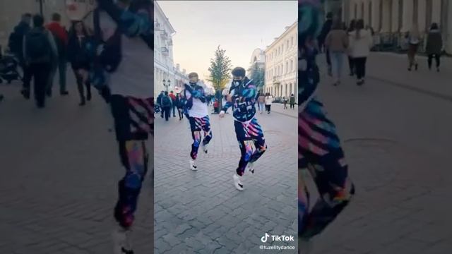 Tuzelity шафл танцы из тик тока