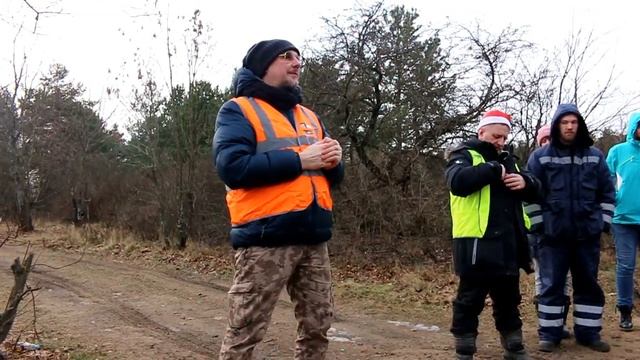 "Нива" или УАЗ, кто круче в грязи? смотреть онлайн