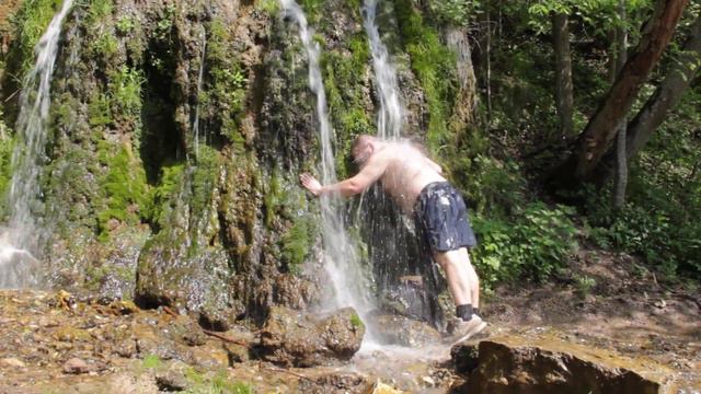 Водопад РАДУЖНЫЙ р Нара) смотреть онлайн