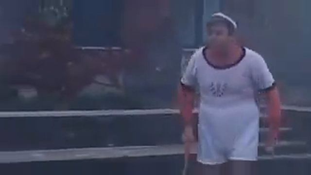 Fantozzi - Partita A Tennis - Paolo Villaggio Gigi Reder