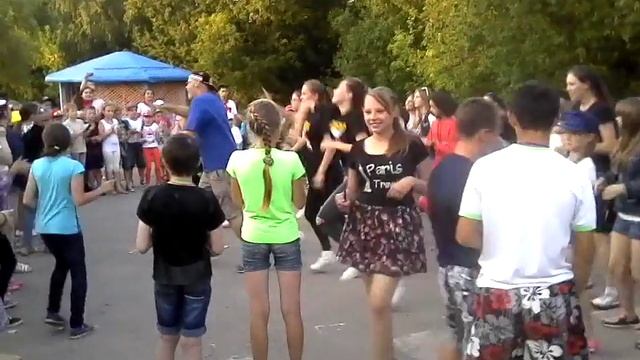 Заводной апельсин смотреть онлайн