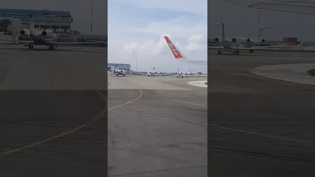 Take off International Ibrahim Nasir Airport - Malé смотреть онлайн