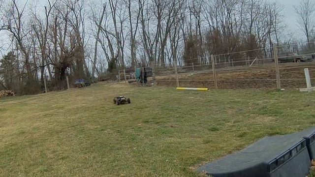 Losi DBXL-E 2.0 FOX Edition Maiden Voyage смотреть онлайн