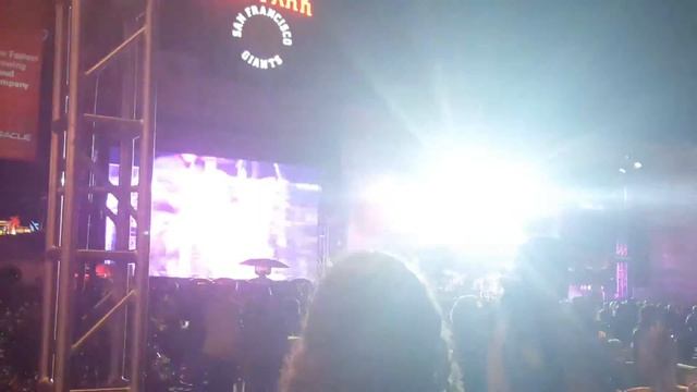 Gwen Stefani @ Oracle OpenWorld 2016 смотреть онлайн