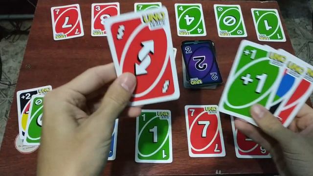 UNO Flip!: El juego de cartas | ¿Como jugar? (+Experiencia con Grabr) смотреть онлайн