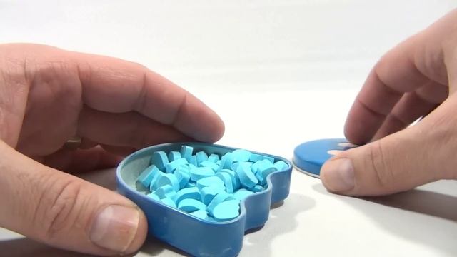 Learn About Pac-Man Blue Raspberry Ghost "Inky" Sours Candy Tin смотреть онлайн
