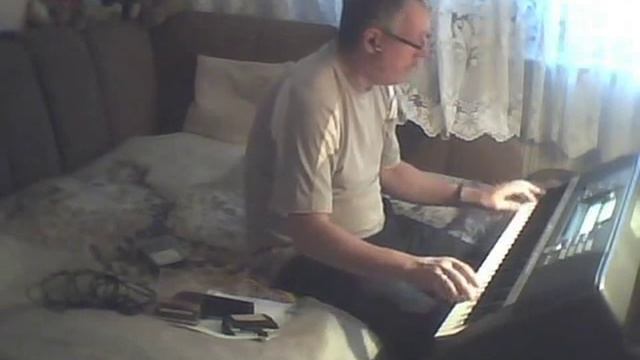Angelina Yamaha psr 640 Cover.wmv смотреть онлайн